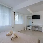 Domo Archea, Al Centro Di Pensionat 3*