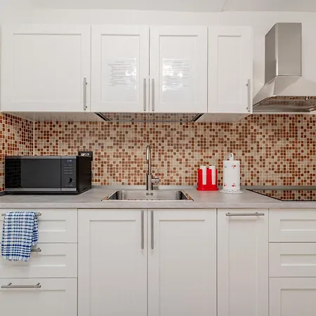 Domo Archea, Al Centro Di Gasthuis Olbia