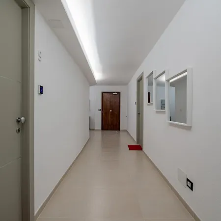 Domo Archea, Al Centro Di 게스트하우스 3*