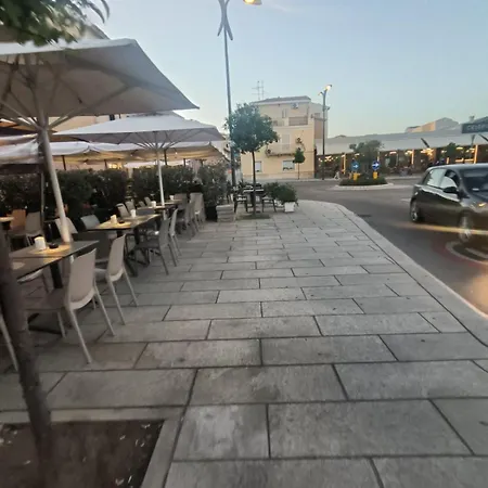 Domo Archea, Al Centro Di 올비아