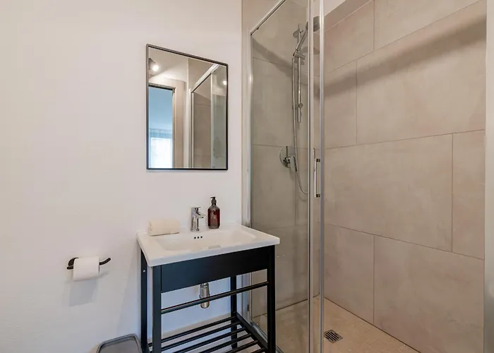 Domo Archea, Al Centro Di 3*