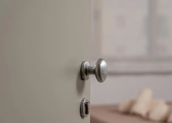 Gasthuis Domo Archea, Al Centro Di Olbia